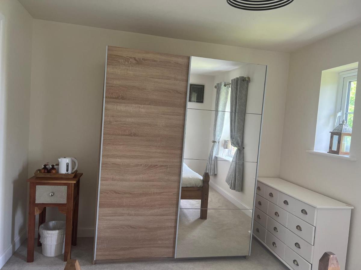 Cosy Double Room With Private Bathroom Homestay Caldecote Exteriér fotografie